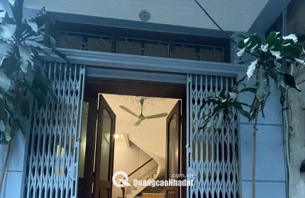 Chính chủ cần cho thuê nhà nguyên căn tại khu vực Ba Đình, Hà Nội