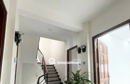 NGAY ĐẠI HỌC Y PHẠM NGỌC THẠCH 4 TẦNG XE TẢI NGỦ NHÀ