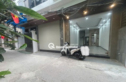 CHO THUÊ NHÀ RIÊNG SỐ 18 NGÕ 406 PHỐ ÂU CƠ – CÓ THANG MÁY – Ô TÔ VÀO NHÀ