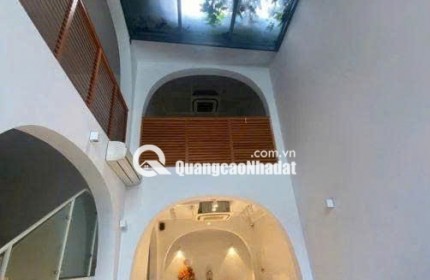 Biệt thự hàng hiếm thuộc vị trí cốt lõi trung tâm trong khu vực