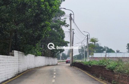 Chính chủ bán đất đẹp , Vĩnh Lộc, Tx Sơn Tây, Ba bước ra QL 21(80m), 126 m2, Giá 22 tr/m2 tỷ.