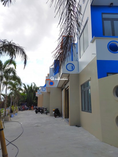 Nhà phố 2 tầng view sông, thiết kế hiện đại, giá chỉ 1.65 tỷ