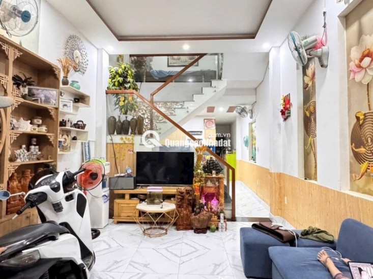 Bán nhà kiệt Nguyễn Công Hoan 52m2 giá 3.6 tỷ gần bến xe