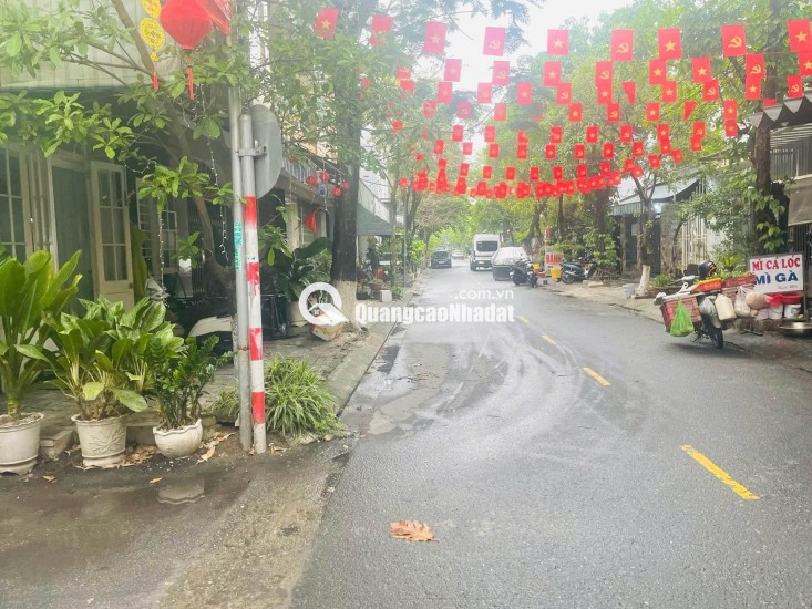 BÁN GẤP NHÀ 2 TẦNG 85M²,CHỈ CÁCH 2 CĂN RA MẶT TIỀN NGUYỄN PHƯỚC NGUYÊN,NGANG 4.75M,3PN,SÁT CHỢ,BÊN CÔNG VIÊN