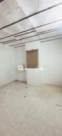 NHÀ NGAY HÒA BÌNH,PHÚ THẠNH,TÂN PHÚ. HẺM 12M THÔNG RA HẺM 110 TÔ HIỆU, 4M X 20M,2 TẦNG,NHÀ CŨ CÒN Ở ĐƯỢC CHỈ NHỈNH 90TR/M2