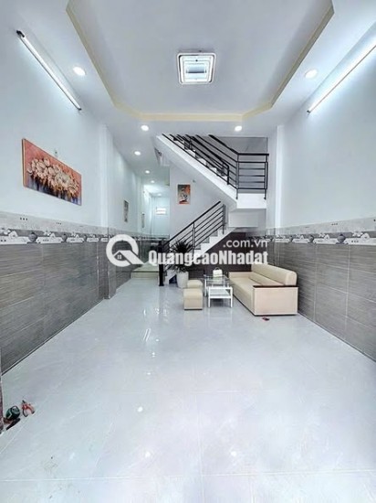 NHÀ NGANG 5M - LÔ GÓC - HẺM OTO ĐỖ CỬA-GIÁ NHỈNH 4 TỶKV SẦM UẤT QUẬN TÂN PHÚ-GIÁ NHỈNH 4 TỶ