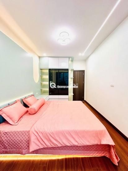 CẦN BÁN NHÀ PHỐ QUAN NHÂN - 33M2 - 5 TẦNG - MT 3.2- GIÁ 8.15 TỶ