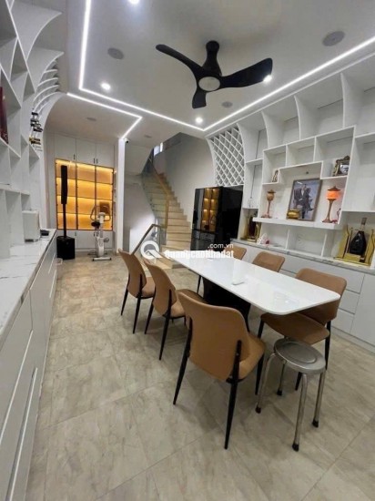 NHÀ MẶT TIỀN - KHU TÊN LỬA -NHÀ 5 TẦNG 4X18M CHỈ 8 TỶ