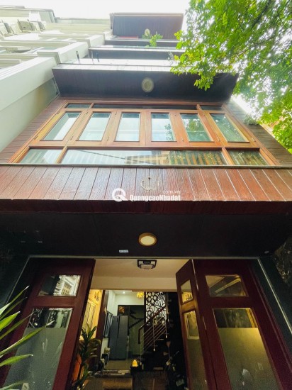 Bán Nhà Lạc Long Quân - Nhà Mới 6 Tầng - Chủ Xây Tâm Huyết Tặng Nội Thất - Ô Tô Tránh - Sổ Hoa Hậu - Ở Sướng