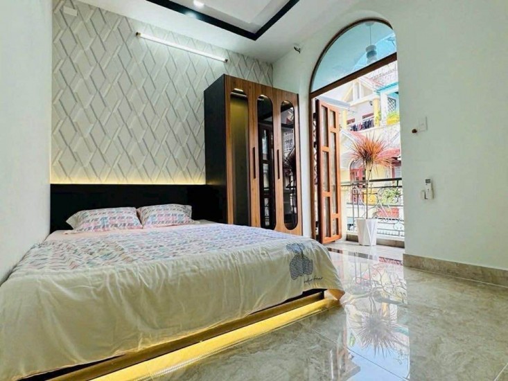 Nhà Đẹp TX 31 - Hẻm xe hơi