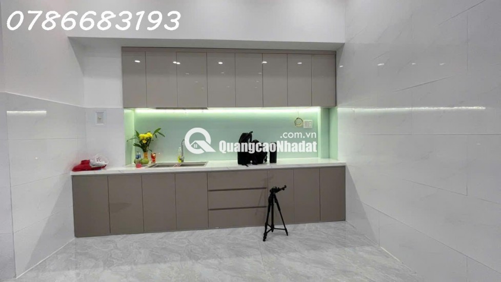 BÁN NHÀ HẺM THÔNG 5M ĐẶNG CHẤT GIÁP QUẬN 1, 5,  4PN - 3 TẦNG SỔ RIÊNG GIÁ 7.99 TỶ