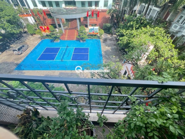 Nguyễn Văn Cừ , nhà đẹp ở ngay , full nội thất ,ngay sát cầu Chương Dương , 2 phút sang Phố Cổ , nhỉnh 11  

 SD - 56m²  dân xây chắc chắn -