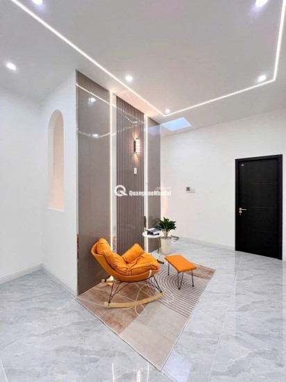 Nhà mới hiện đại 2 tầng, diện tích lý tưởng tại trung tâm P.Chánh Hiệp (Bình Dương)