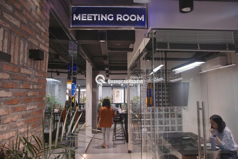 SANG MẶT BẰNG VĂN PHÒNG 80M2 ĐANG THUÊ Ở MẶT TIỀN ĐƯỜNG NGUYỄN CẢNH CHÂN Q1. LH:0765777099.