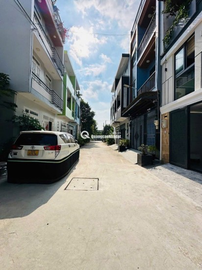 Nhà Đẹp Thạnh Xuân 31 - Hẻm xe hơi - Full Nội Thất