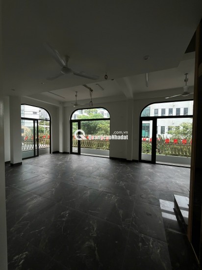 Chính chủ cần cho thuê mặt bằng cực đẹp tại khu Galaxy 8 – trục đường Tố Hữu Hà Đông Hà Nội