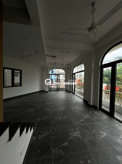 Chính chủ cần cho thuê mặt bằng cực đẹp tại khu Galaxy 8 – trục đường Tố Hữu Hà Đông Hà Nội