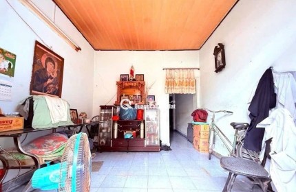 + BÁN NHÀ LÊ VĂN KHƯƠNG QUẬN 12
+ Dt : 4.4m x 15m 63m2
+ Kc : 3 tầng 3pn
+ Giá : 7 Tỷ