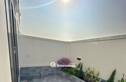 Nhà đẹp xây mới – An cư lạc nghiệp tại Bến Lức – Gần UBND, trường học