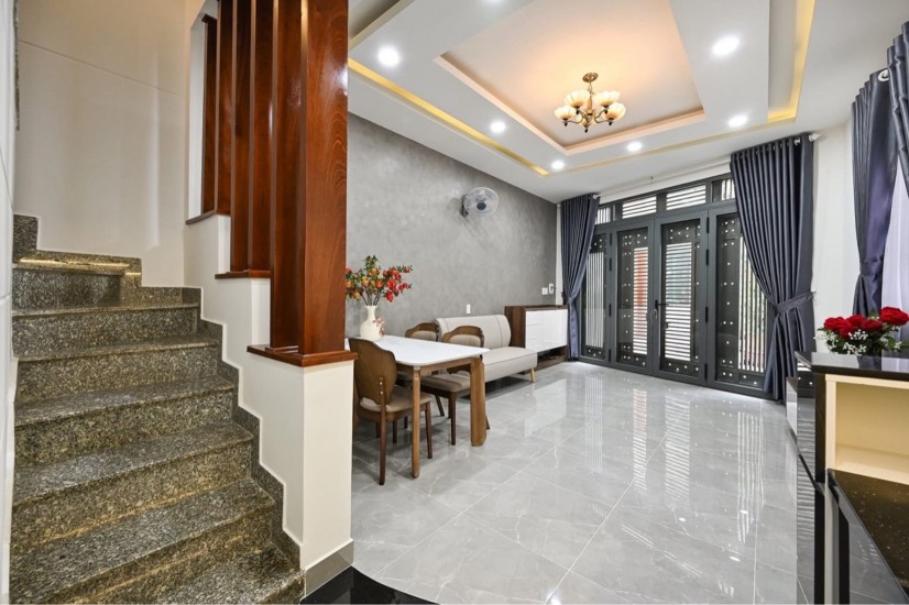 SIÊU PHẨM PHAN XÍCH LONG – PHÚ NHUẬN LÔ GÓC THOÁNG – 4 TẦNG FULL NỘI THẤT