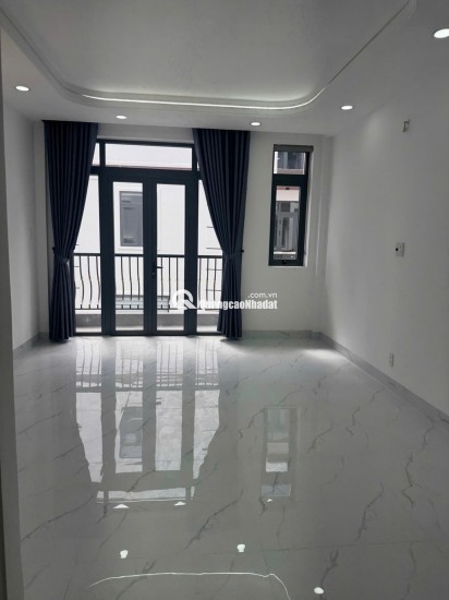 NHÀ MỚI XÂY DỌN VÔ Ở NGAY , 4 TẦNG CHỈ NHỈNH 6 TỶ . ALO EM XEM NHÀ