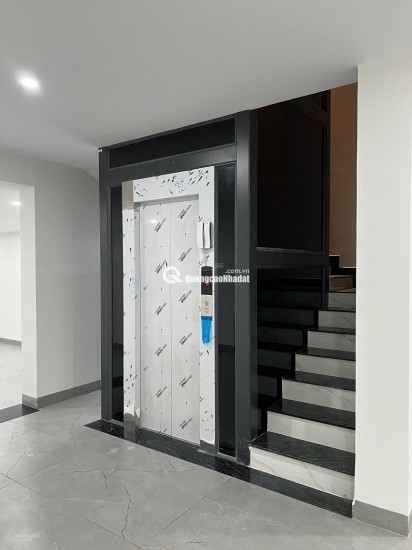 Chính chủ bán MT Âu Cơ P10 Tân Bình 6PN, 5WC, 6 tầng thang máy. 80m2 gia 16 Ty