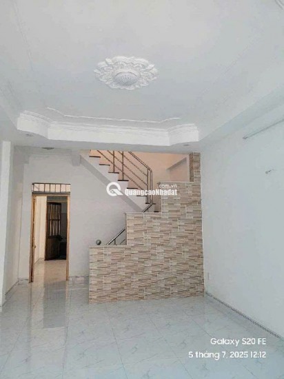 BÁN NHÀ 3 TẦNG, BÌNH CHÁNH, HẺM 8M, GẦN BẾN XE MIẾN TÂY, 56 M² (4X14), 4.X TỶ.