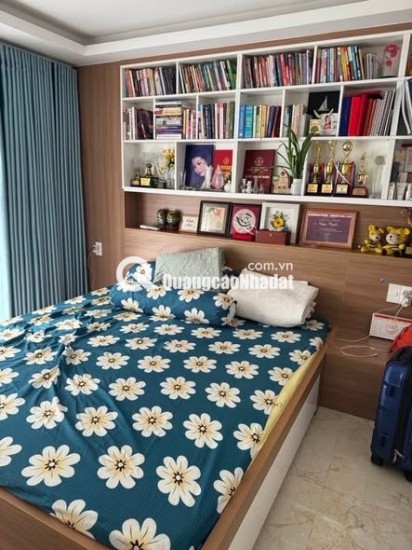 NHÀ ĐẸP KHAI THÁC DÒNG TIỀN- 3 TẦNG - 5PN - BÌNH THẠNH - CHỈ 8x TỶ