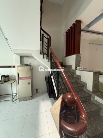BÁN NHÀ 4 TẦNG, GẦN VÕ TRẦN CHÍ, BÌNH TÂN, HẺM 6M, 69 M² (4X17), NHỈNH 5 TỶ.