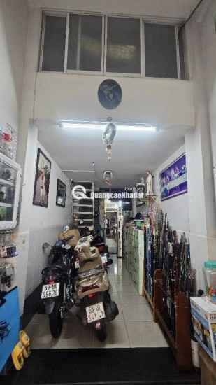 HẺM XE HƠI TRÁNH, DT: 40m2, Nhà Đúc 6 Tầng, Cư xá Bắc Hải, nhỉnh 7 tỷ