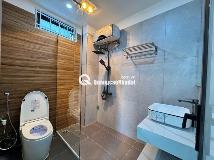 Nhà xây mới khung cột 4 tầng tại phố Lê Lai,Hải Phòng - giá 3,6 tỷ
