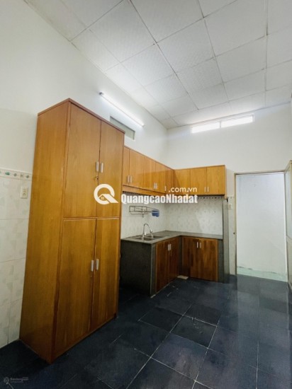 Bán căn góc 2 mặt tiền trung tâm Nha Trang, cách Champa Island 400m. DT 78m2 giá chỉ 2 tỷ 850tr