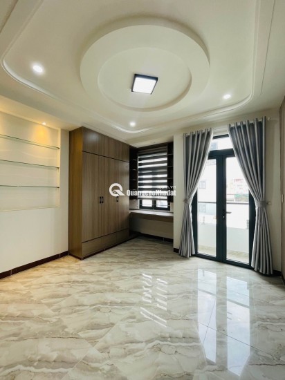 ‎ CHỦ GẤP GIẢM SỐC: CHỈ 7 ĐỒNG HƠN- NHÀ 5 TẦNG TÊN LỬA 
