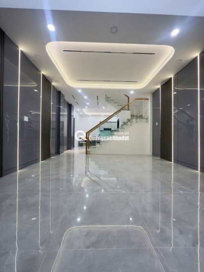 SIEU HOT  NHÀ CHUẨN  LÊ VĂN KHƯƠNG QUẬN 12
+ Dt : 4.4m x 15m 63m2
+ Kc : 3 tầng 3pn
+ Giá : 7 Tỷ