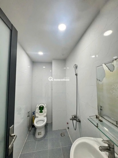 Bán nhà 3 tầng gần đường Nguyễn Duy Trinh 52m2 giá 4tỉ350tr Quận 9 Tp.HCM