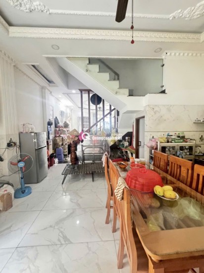 BÁN NHÀ TẠI BÌNH HƯNG HOÀ A. DT 87M2 SHR CHỈ 8.3 TỶ. LH: 0902950730 KHANH.