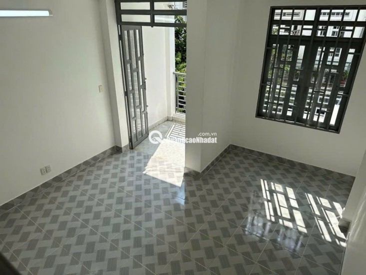  NHÀ MỚI ĐẸP – XE HƠI NGỦ TRONG NHÀ – NGANG 5M NỞ HẬU HIẾM TẠI TÂN PHÚ 
