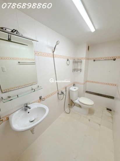  NHÀ MẶT TIỀN ĐƯỜNG SỐ 49 – P. TÂN THUẬN – QUẬN 7 