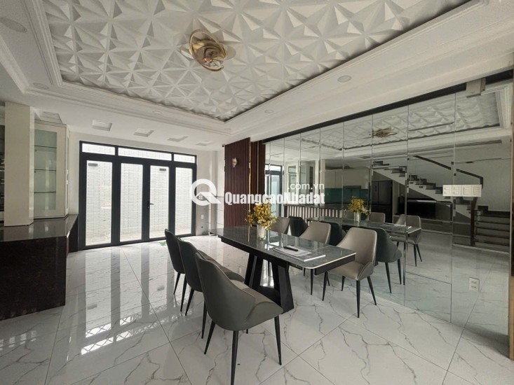 NHÀ MỜI MT NGUYỄN VĂN TẠO NHÀ BÈ  NGANG KHỦNG (7X14) 5 TẦNG - 4PN - 9,1 TỶ . SỔ HỒNG RIÊNG HOÀN CÔNG ĐẦY ĐỦ