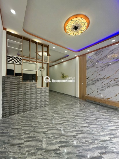 CĂN NHÀ CẤP 4 SÁT ỦY BAN CHÁNH PHÚ HÒA – 165 M2 SHR 1TY 7XX. LH:0868673151.