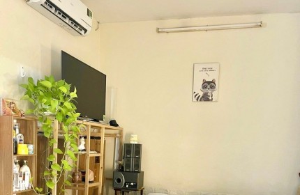 HIẾM! NHÀ PHÚ NHUẬN SÁT Q1 – 3 TẦNG – THU NHẬP 17TR/THÁNG