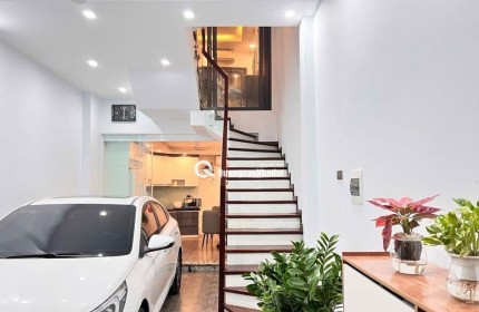 BÁN NHÀ HOA HẬU LONG BIÊN - CHỦ TỰ XÂY - GARA Ô TÔ - NHÀ CỰC THOÁNG - NỘI THẤT ĐẸP CHỦ ĐỂ LẠI 99% - 48M - NHỈNH 15 TỶ