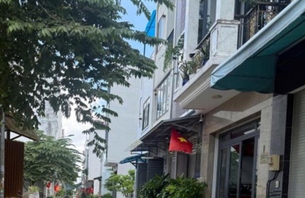 BÁN NHÀ 4 TẦNG - ĐƯỜNG BÌNH THÀNH - QUẬN BÌNH TÂN CHỈ NHỈNH 5 TỶ