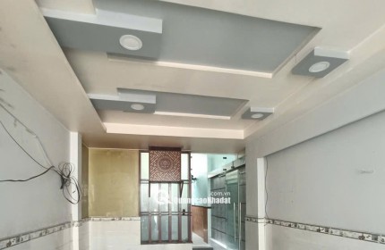 CHÍNH CHỦ CẦN BÁN NHÀ 3 TẦNG ĐẸP - SÁT PHẠM VĂN ĐỒNG - CHỈ 8.6 TỶ
