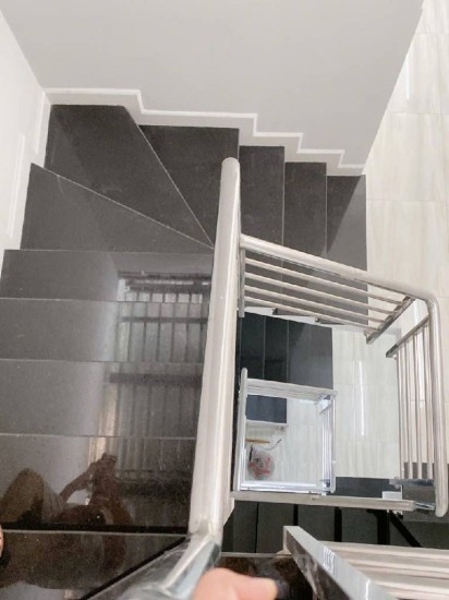 Nhà đẹp ngay trung tâm - hẻm xe hơi - nhà 4 tầng kiên cố ngay trung tâm quận 10