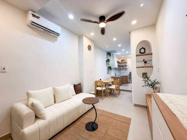 Nhà đẹp Full Nội Thất vị trí hiếm trung tâm quận 5