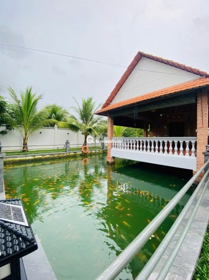Nhà Vườn Bình Chánh rộng 1.400m2 LH:0932751165