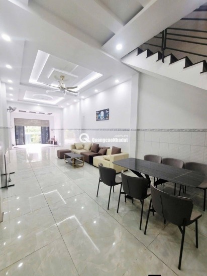 Mặt tiền kinh doanh nhánh–Trung Mỹ Tây, Q12 - 4x20m (80m²), 3 tầng- giá chỉ 6.6 tỉ