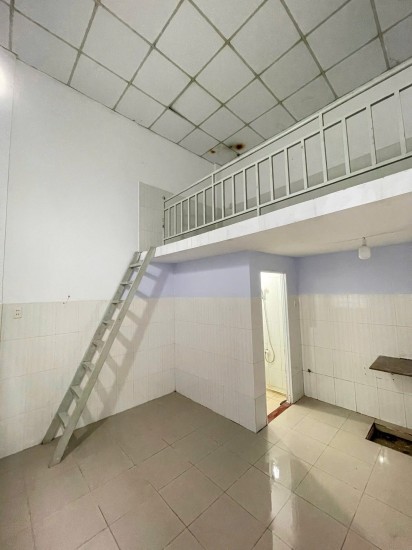 BÁN GẤP DÃY TRỌ BẾN CÁT BÌNH DƯƠNG, 1 KI-ỐT 5 PHÒNG, THỔ CƯ ĐẦY ĐỦ, PHÁP Lí RÕ RÀNG