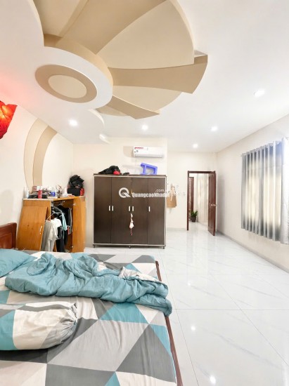 NHÀ 2 TẦNG - HẺM XE HƠI - LÊ VĂN QUỚI - CHỈ HƠN 4 TỶ